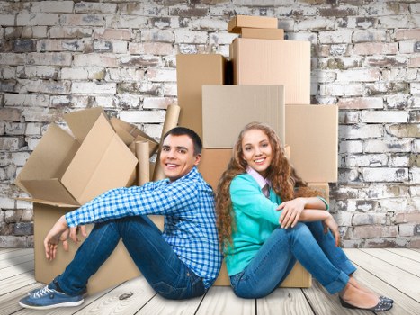Professional movers handling a flat move in Sidcup