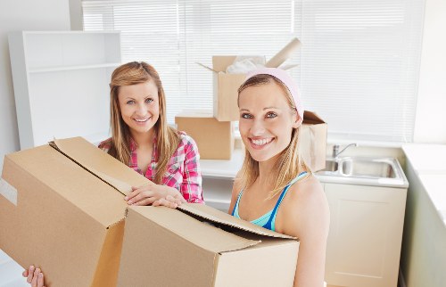Local moving service in Sidcup handling boxes and household items