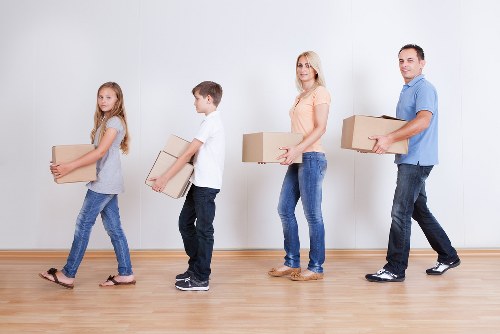 Removal van and movers working near Sidcup homes